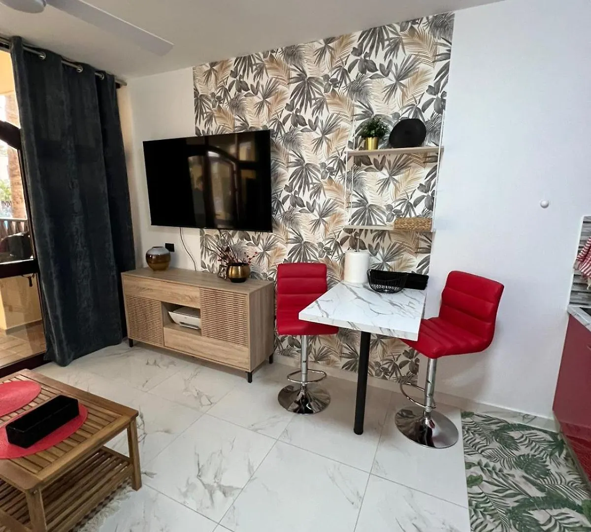 Brisas Marina Apartment Costa Del Silencio